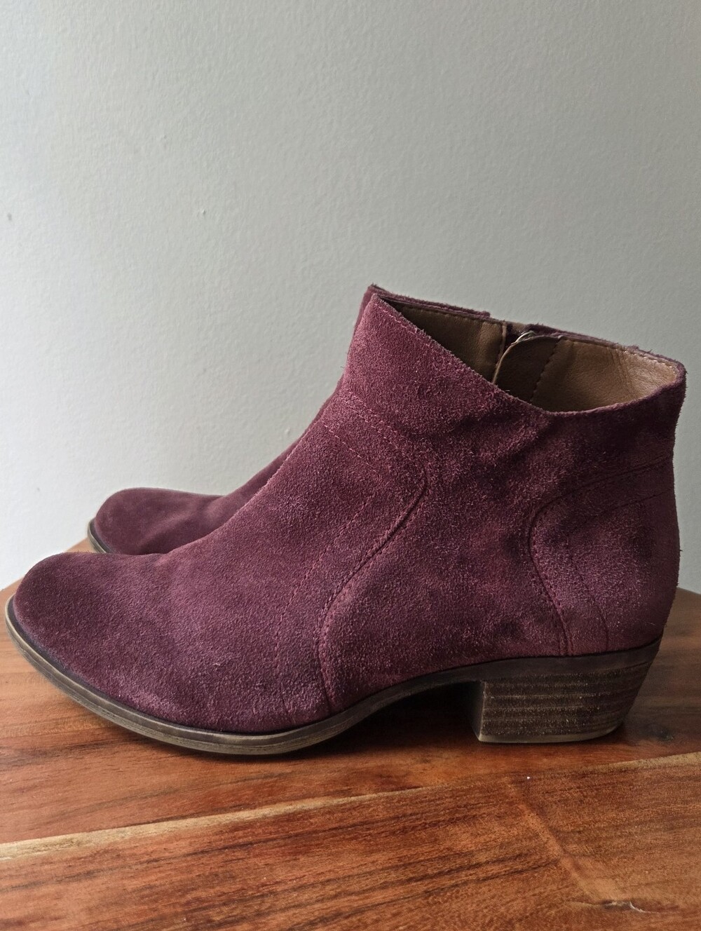 Lucky Brand Brolley Wine Suede Ankle Boots Size 7